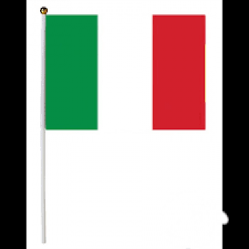 4015679720353 Drapeau Italien 30X45 Sur Baton